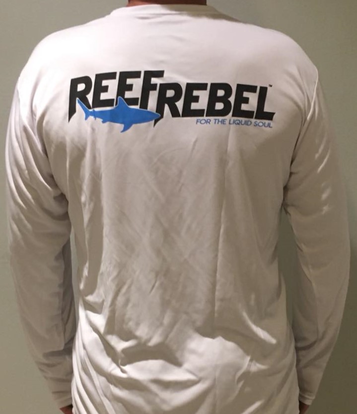 http://www.reefrebel.com/site_images/Products/Men/Captains_Shirt_longsleeve_WhiteShark_L.jpg